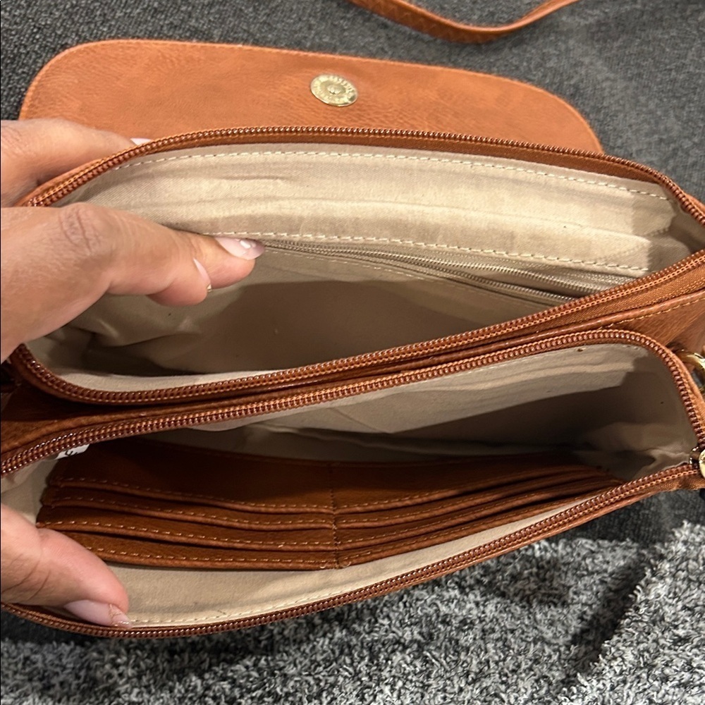 Michael Kors Brown Leather Crossbody Bag - Picture 4 of 9